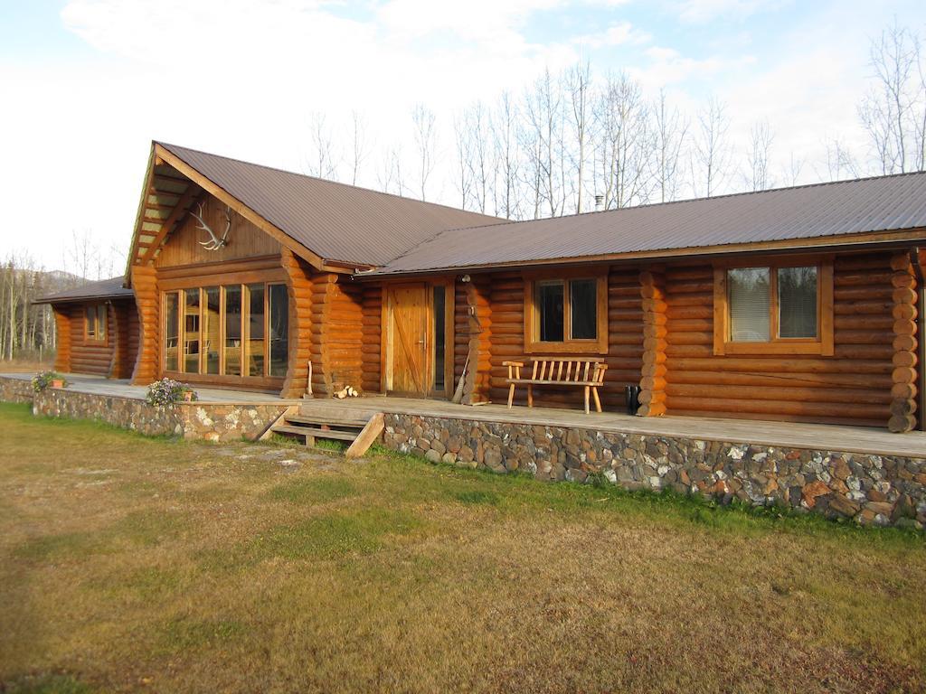 Folding Mountain B & B Форт-Нельсон Номер фото